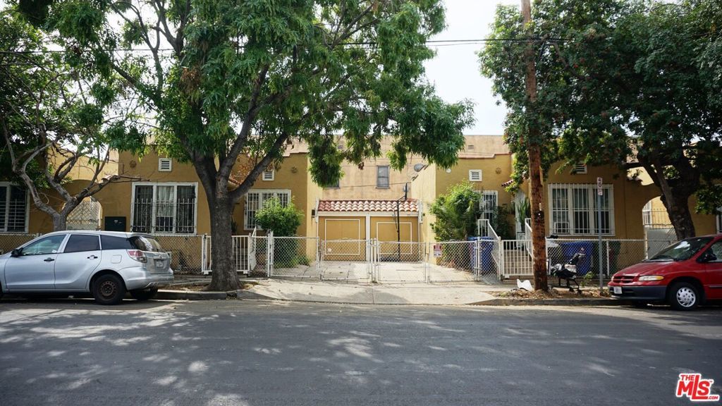 2840 W 12TH Street, Los Angeles, CA 90006