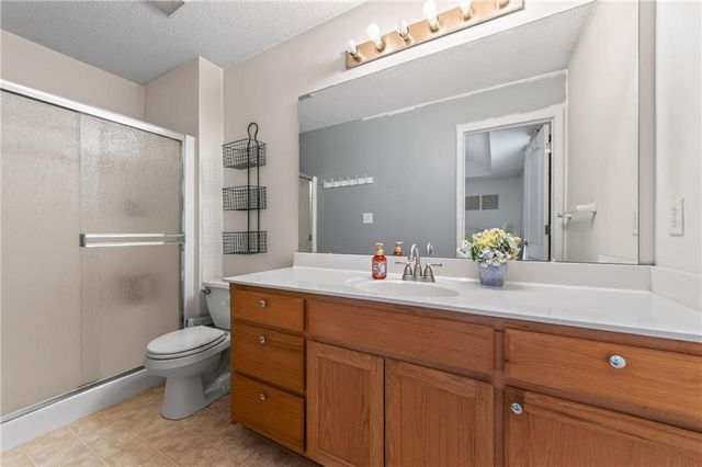 8412 NE 115th Terrace, Kansas City, MO 64157