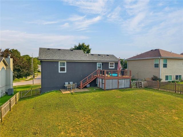 8412 NE 115th Terrace, Kansas City, MO 64157