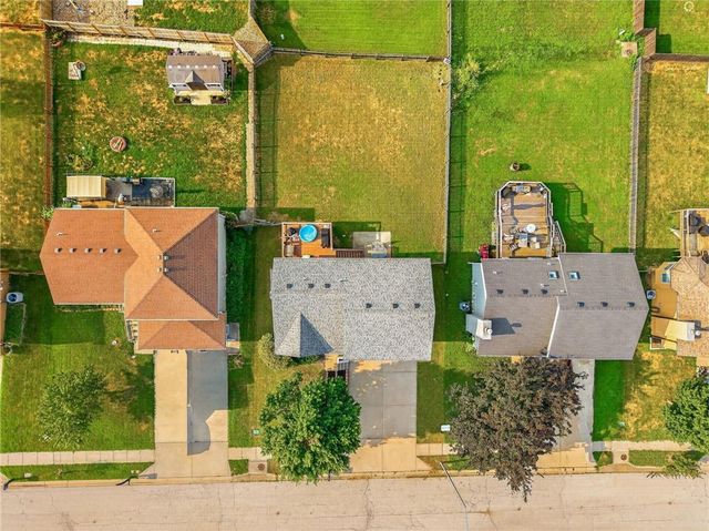 8412 NE 115th Terrace, Kansas City, MO 64157
