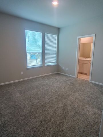 3013 Pecan Farm Lane, Fort Worth, TX 76140