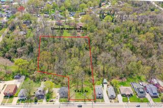 2209 College Avenue, Alton, IL 62002