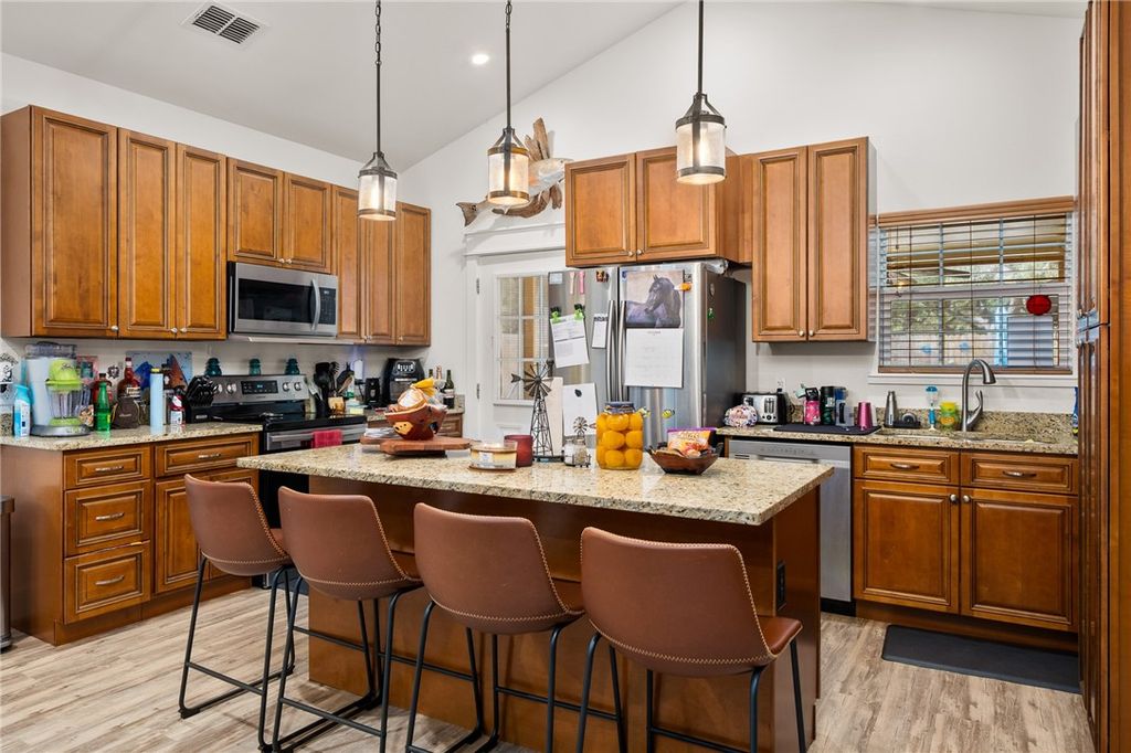 13 W LAKE Dr, Rockport, TX 78382 — photo 5