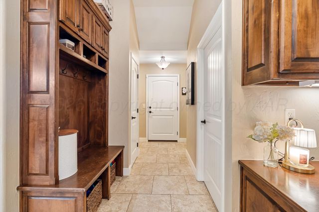 6 CRESTWAY Court, Canyon, TX 79015