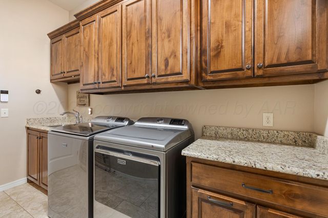 6 CRESTWAY Court, Canyon, TX 79015