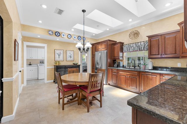 7501 Plantation Road, Plantation, FL 33317
