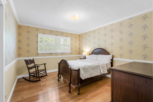 7501 Plantation Road, Plantation, FL 33317