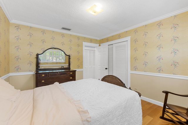 7501 Plantation Road, Plantation, FL 33317
