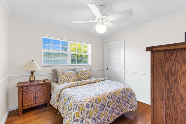 7501 Plantation Road, Plantation, FL 33317