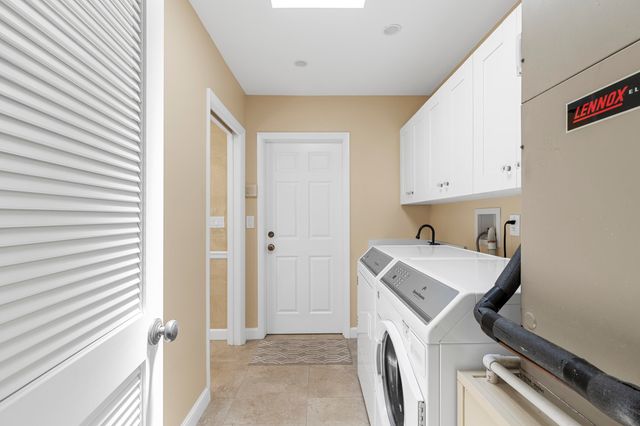 7501 Plantation Road, Plantation, FL 33317
