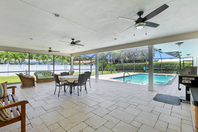 7501 Plantation Road, Plantation, FL 33317
