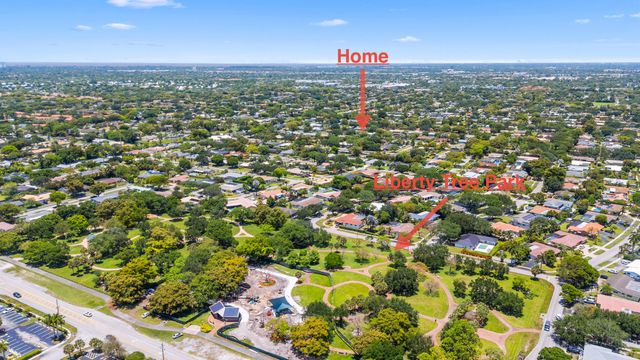 7501 Plantation Road, Plantation, FL 33317