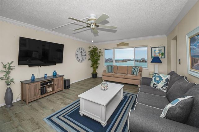 4525 COVE CIRCLE 1207, St Petersburg, FL 33708