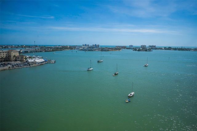 4525 COVE CIRCLE 1207, St Petersburg, FL 33708