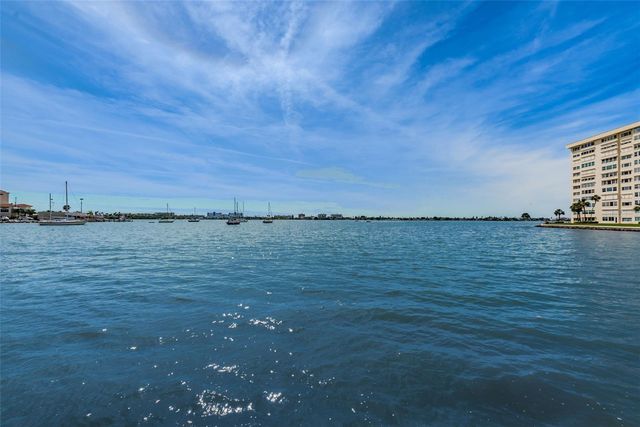 4525 COVE CIRCLE 1207, St Petersburg, FL 33708