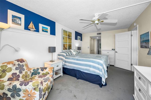 4525 COVE CIRCLE 1207, St Petersburg, FL 33708
