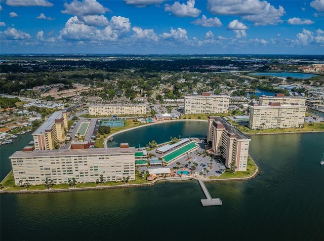 4525 COVE CIRCLE 1207, St Petersburg, FL 33708