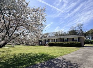 120 Roberta Dr, Hendersonville, TN 37075