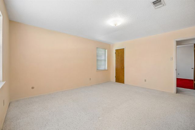 4504 Coffee Road, Haltom City, TX 76117
