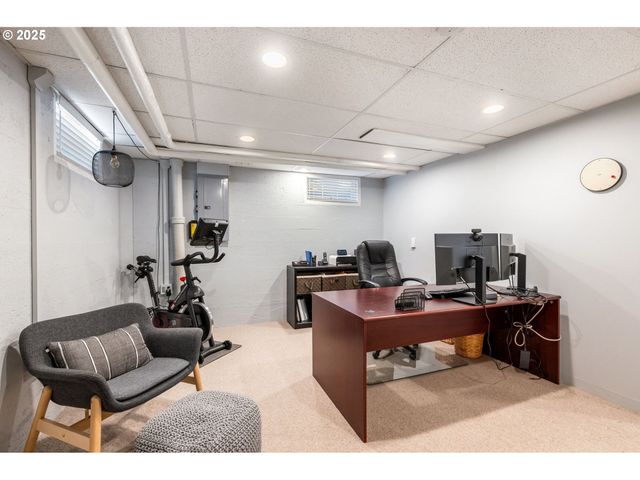 7115 N CHASE Ave, Portland, OR 97217