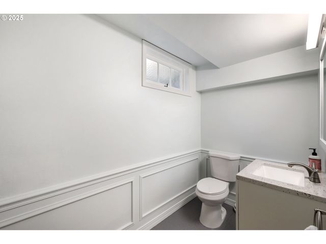 7115 N CHASE Ave, Portland, OR 97217