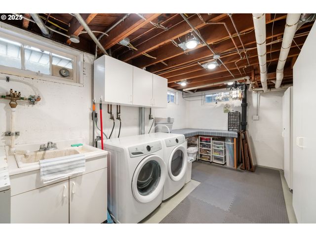 7115 N CHASE Ave, Portland, OR 97217