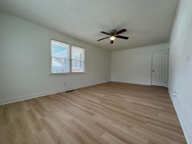 571 Clifton Road, Sumter, SC 29153