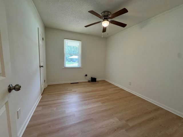 571 Clifton Road, Sumter, SC 29153