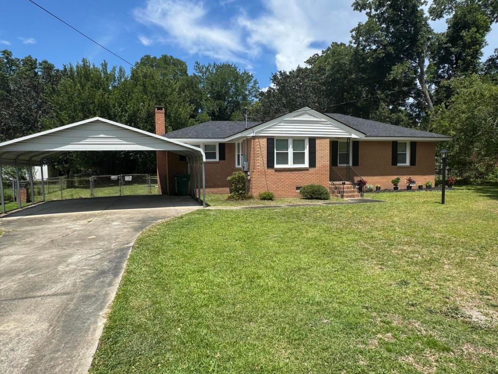571 Clifton Road, Sumter, SC 29153