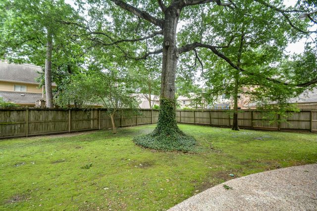 16010 Mickleham Drive, Spring, TX 77379