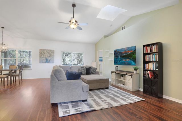 2043 NW 49TH AVENUE, Gainesville, FL 32605