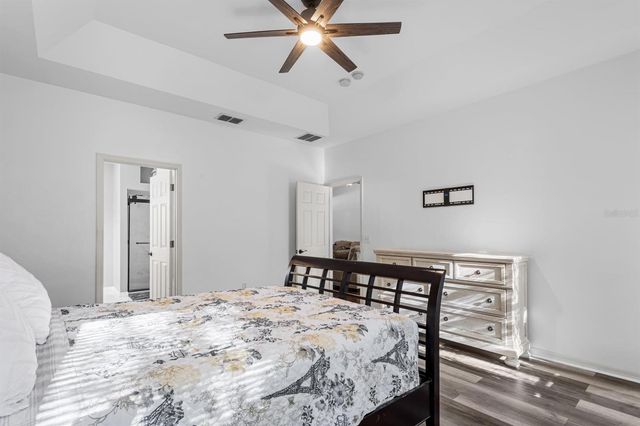 2043 NW 49TH AVENUE, Gainesville, FL 32605