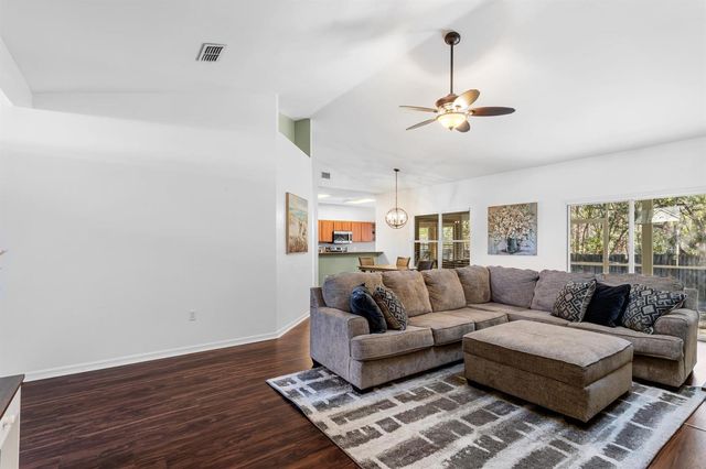 2043 NW 49TH AVENUE, Gainesville, FL 32605