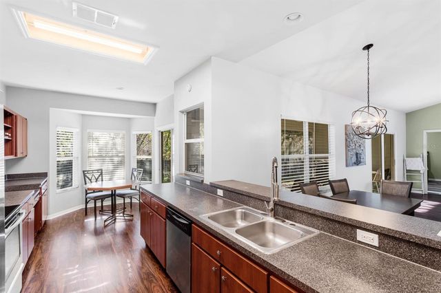 2043 NW 49TH AVENUE, Gainesville, FL 32605