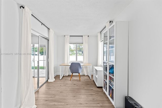 22555 SW 56th Ave, Boca Raton, FL 33433