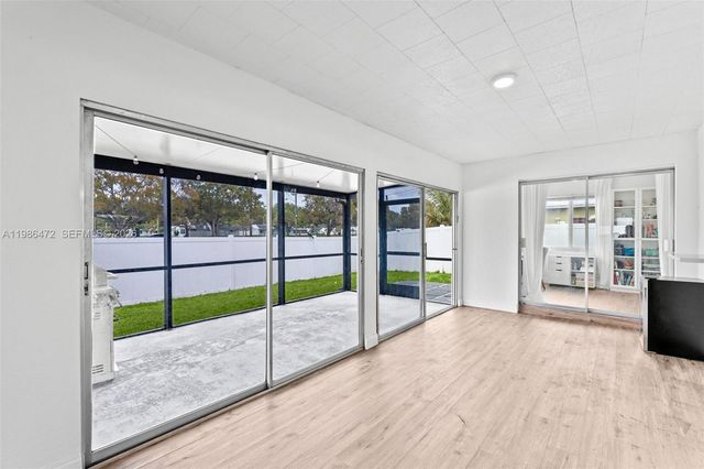 22555 SW 56th Ave, Boca Raton, FL 33433