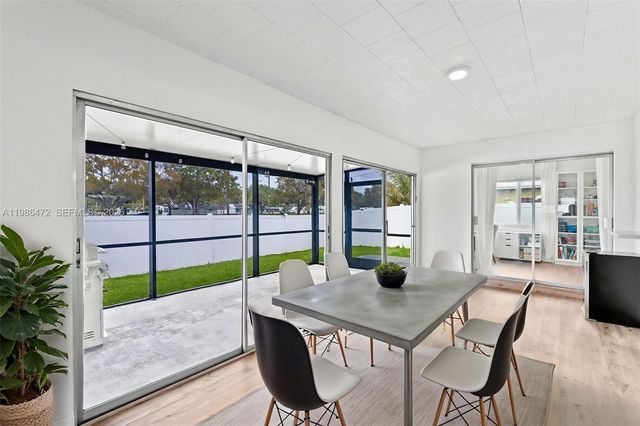 22555 SW 56th Ave, Boca Raton, FL 33433