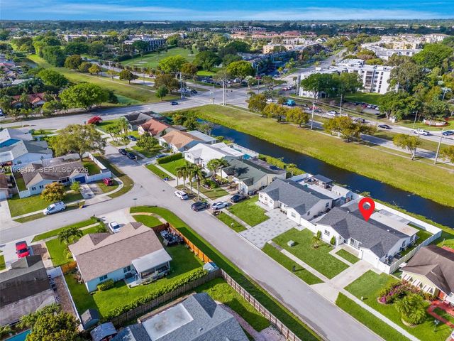 22555 SW 56th Ave, Boca Raton, FL 33433