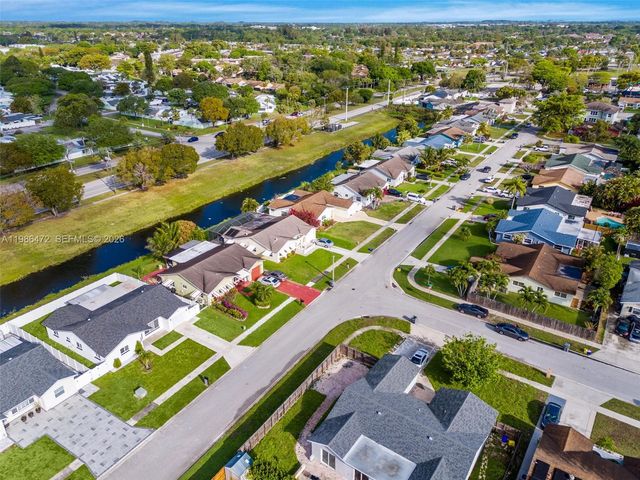 22555 SW 56th Ave, Boca Raton, FL 33433