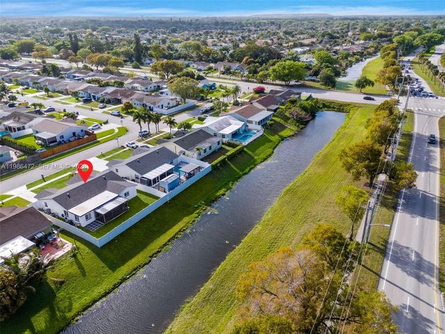 22555 SW 56th Ave, Boca Raton, FL 33433