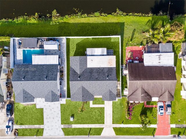 22555 SW 56th Ave, Boca Raton, FL 33433