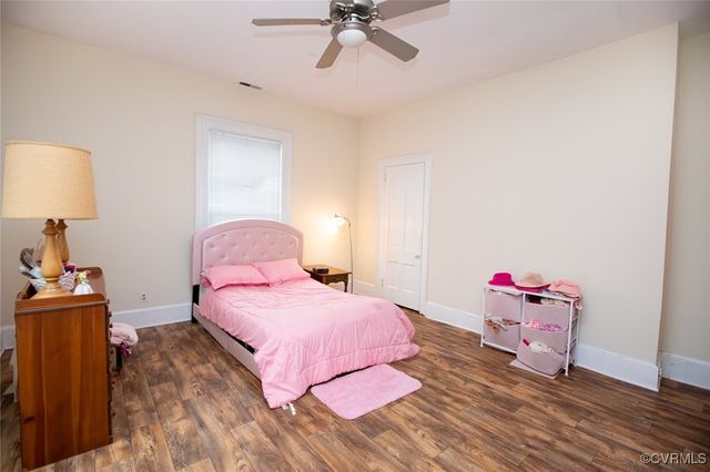 410 E 2nd St, Farmville, VA 23901