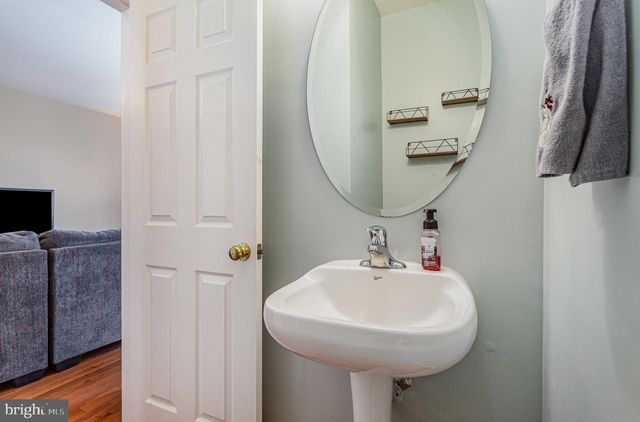 501 BROOK MEADOW DRIVE, Mechanicsburg, PA 17050