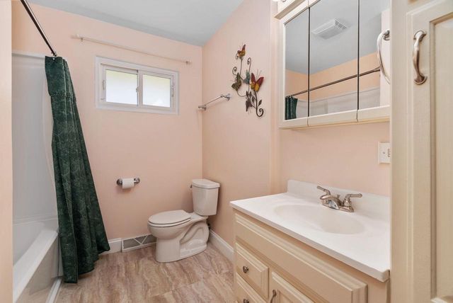 1510 Sylvester Street, Janesville, WI 53546