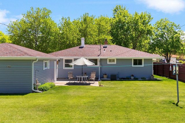 1510 Sylvester Street, Janesville, WI 53546