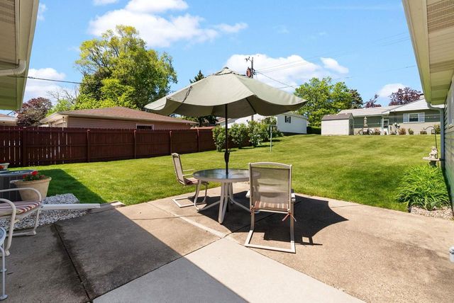 1510 Sylvester Street, Janesville, WI 53546