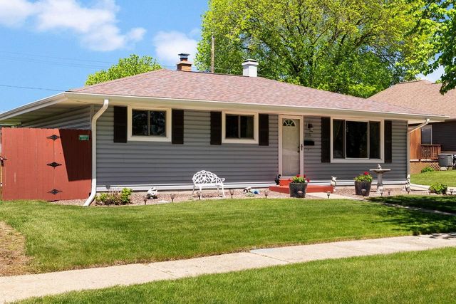 1510 Sylvester Street, Janesville, WI 53546