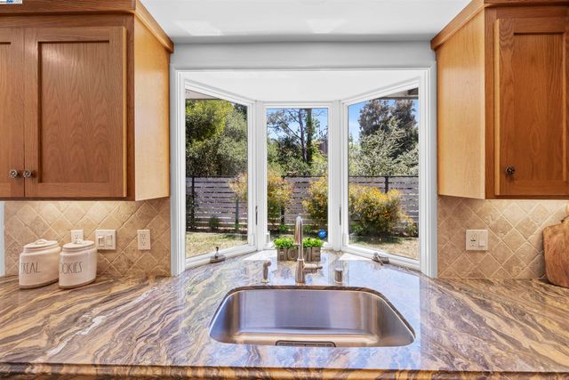 4600 Driftwood Ct, El Sobrante, CA 94803
