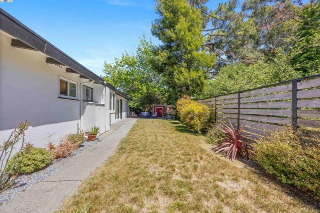4600 Driftwood Ct, El Sobrante, CA 94803