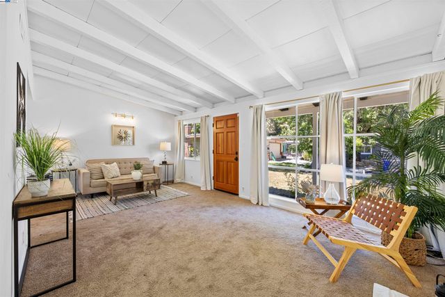 4600 Driftwood Ct, El Sobrante, CA 94803